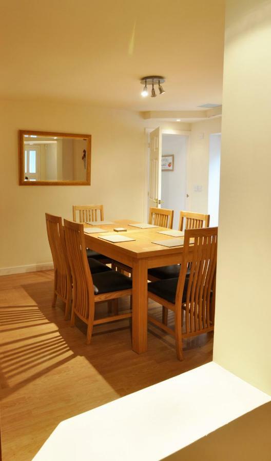 Dufftown Square Apartment Extérieur photo